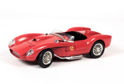 null BURAGO (ITALIE)

250 Ferrari Testa Rossa 1957 - 1/18ème - Réf 3007

(bon ét...