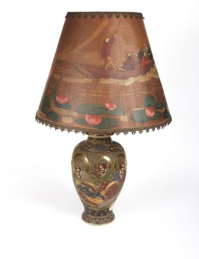null JAPON - Satzuma

Lampe de forme balustre à décor de dignitaires sur la panse....