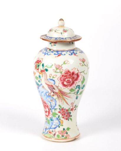 CHINE - Compagnie des Indes

Vase couvert...