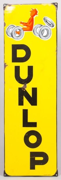 null Plaque émaillée de forme rectangulaire marquée "Dunlop", dessin d'après Savignac

Emaillerie...