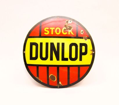 null Plaque émaillée de forme ronde légérement bombée marquée "Stock Dunlop"

Emaillerie...