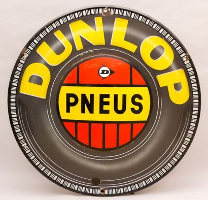 null Plaque émaillée de forme ronde marquée "Dunlop Pneus" 

(état d'usage, oxydations,...
