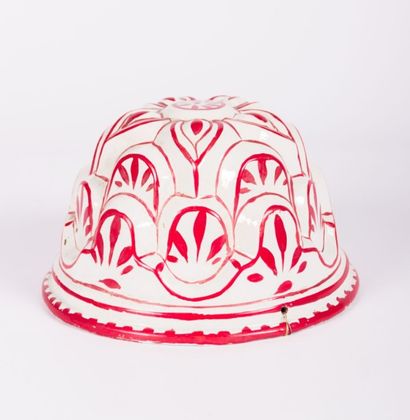 null Moule à gâteau en faïence blanche et rose

Haut. : 12 cm - Diam. 19 cm