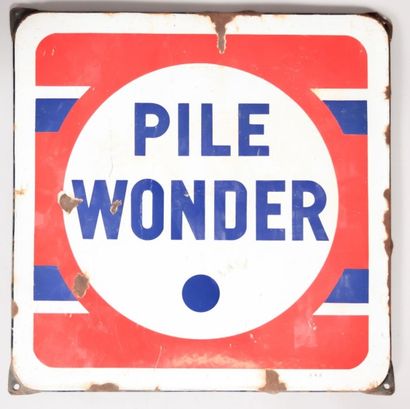 null Plaque de signalisation émaillée de forme rectangulaire marquée "Pile Wonder",...