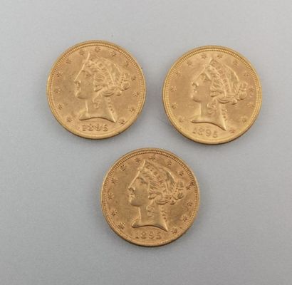 null Trois pièces de 5 dollars américain en or de 1895

Poids : 26 g