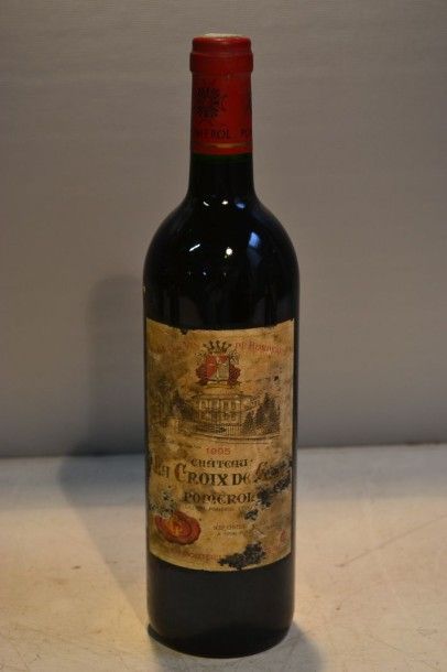 null 1 Blle	CH. LA CROIX DE GAY	Pomerol	1995

	Et. tachée et usée mais lisible. N...