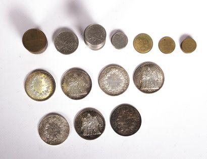 null Lot de pièces de monnaie en argent comprenant sept pièces de 10 Francs 1965...
