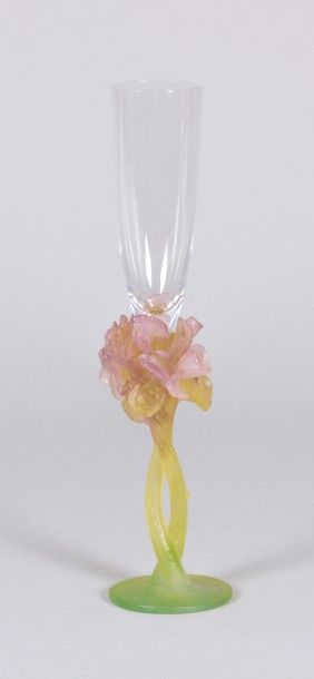 null DAUM

Flûte à champagne modèle de la collection "Roses", le gobelet en cristal,...