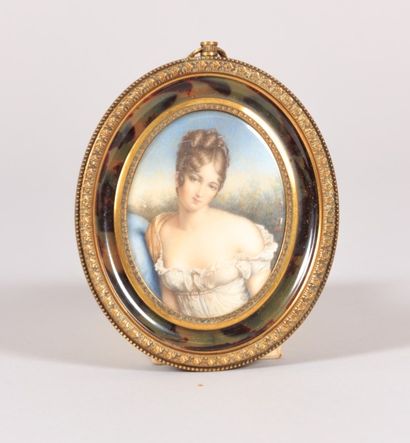 null DROUOT Rosalie (1791-1826)

Portrait d'une élégante 

Miniature à vue ovale

7,7...