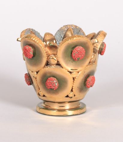 null DAGE Louis Auguste (1885-1963)

Vase de forme tulipe en terre cuite patiné doré,...