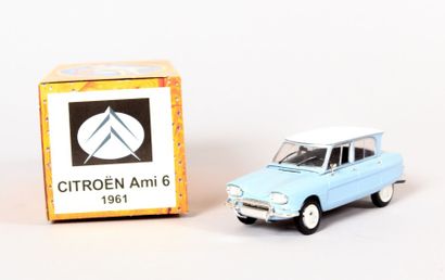 null NOREV (CH)

Citroën Ami 6 1961 - N°KO2829

Echelle 1/43

(bon état, dans sa...
