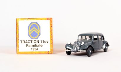 null NOREV (CH)

Citroën Traction 11 cv Familiale 1954 - N°LQ7264

Echelle 1/43

(bon...