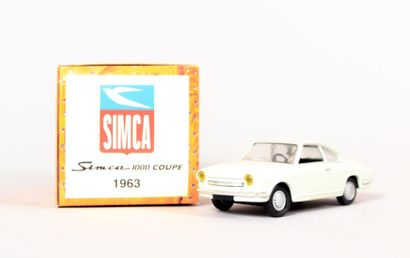 null NOREV (CH)

Simca 1000 coupé 1963 - N°JT1250

Echelle 1/43

(quelques usures,...