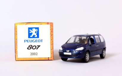 null NOREV (CH)

Peugeot 807 

Echelle 1/43

(bon état, dans sa boite d'origine bon...