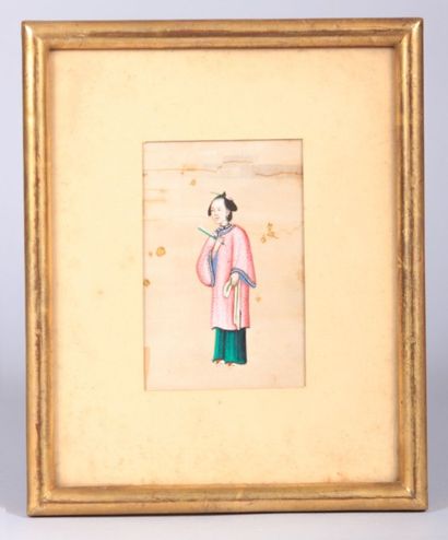 null Quatre peintures sur soie représentant des personnages chinois en costume traditionnel

(trous...