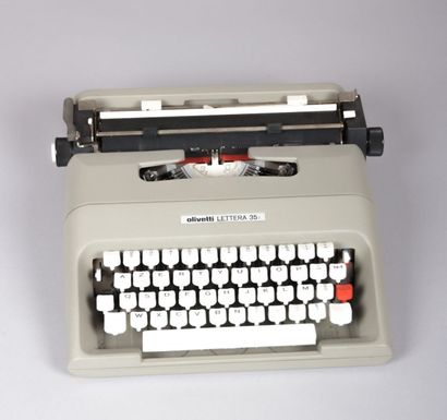 null OLIVETTI Lettera 354 - I

Machine à écrire fabriqué au Mexique

(en l'état,...