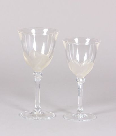 null Partie de service de verre en cristal marquée J.G Durand comprenant douze verres...