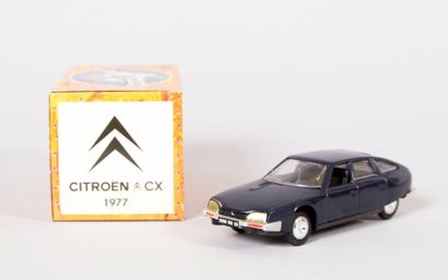 null NOREV (CH)

Citroën CX 1977 - N°DB3079

Echelle 1/43

(bon état, dans sa boîte...