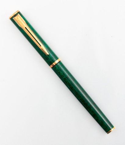 null WATERMAN, stylo sans recharge vert et métal doré, capuchon à bord plat