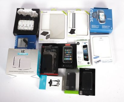 null Lot comprenant un kit wifi, un pack accessoires Nokia (support voiture + chargeur...