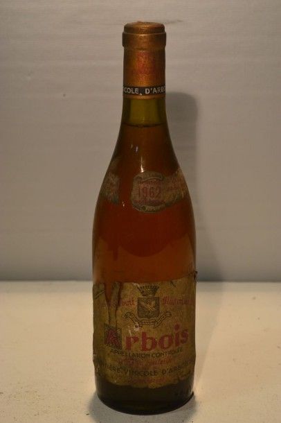 null 1 Blle	ARBOIS mise Fruitière Vinicole 		1962

	Et. fanée, tachée et un peu déchirée...