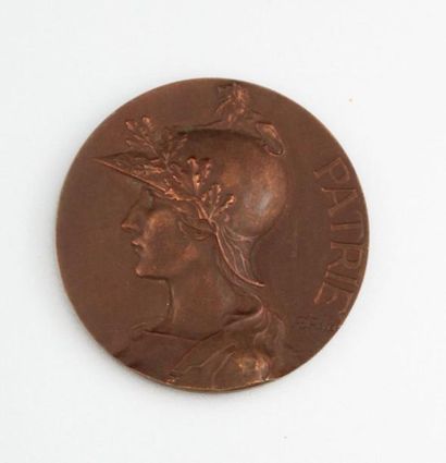 null Médaille Patrie

République Casquée

Bronze

Signée PO Rivet

Diam. : 45 mm

(bon...