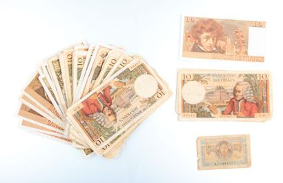 null Lot de 77 billets de 10 Francs Banque de France dont :

- Trésor Français -...