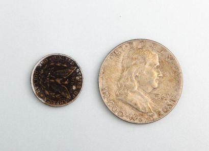 null ETATS UNIS

1/2 dollar Kranklin 1963

Argent

Poids : 12,38 g - Diam. : 30 mm

(bon...