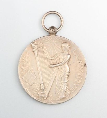 null Médaille en métal argenté de la Ville de Périgueux, Concours musical des 3 et...