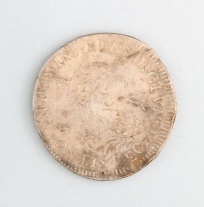 null LOUIS XIV (1643-1715)

Ecu aux insignes, 1703

Buste cuirassé tête à droite...