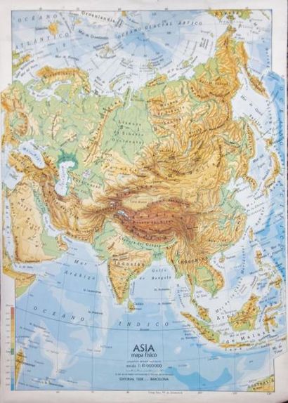 null Lot de six cartes géographiques comprenant :

- Carte recto/verso de marque...