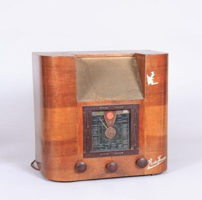 Transistor en bois de placage présentant...