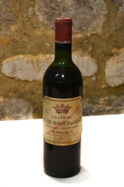 null 1 Blle	CH. BEL AIR MARQUIS D'ALIGRE	Margaux	1964

	Et. fanée et tachée parfaitement...