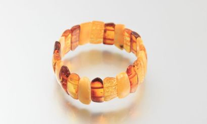 null Bracelet d'ambre composé de plaques de différents tons