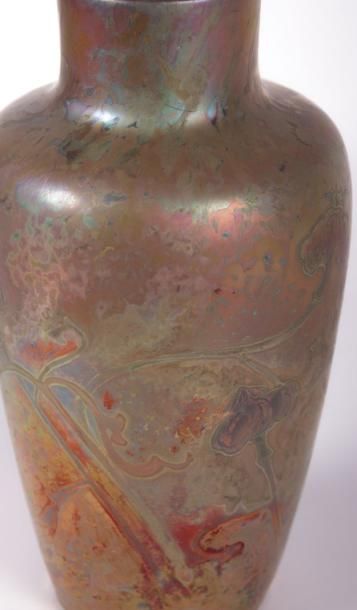 null MASSIER Clément (1844-1917)

Vase de forme balustre en céramique émaillée à...