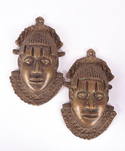 null NIGER

Deux masques en bronze

XXème siècle

Haut. : 30,5 cm - Larg. : 19 cm...