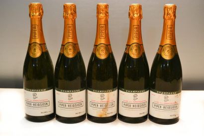 null 5 Blles	Champagne PIPER-HEIDSIECK Brut " Cuvée des Ambassadeurs "		NM

	Vieilles...