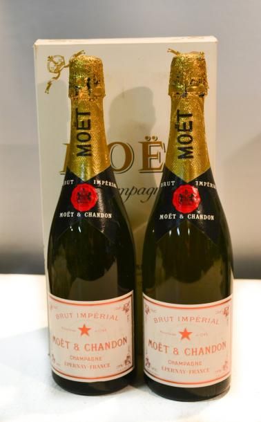 null 2 Blles	Champagne MOËT & CHANDON Brut Impérial		NM

	Vieilles bouteilles. Et....