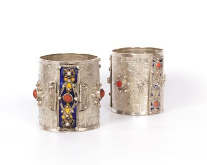 null « Ahelhal » Deux bracelet de cheville, » Tribu Berbère, grande Kabylie, Algérie.

Argent...