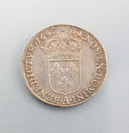 null Demi ecu d’argent au buste drapé - LOUIS XIII le Juste 1610-1643 - 1642 

Diam....