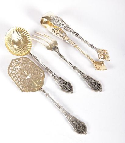 null Service à bonbon en argent et argent doré comprenant une spatule, une fourchette,...