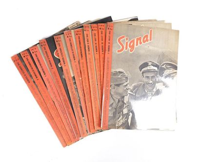 null [REVUE SIGNAL]

Lot comprenant douze revues - Année 1942

- N°13 - 1er numéro...