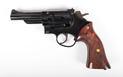 null Revolver CO² Crosman Arms Co - modèle 38C - cal 22 - pellgun 

(bon état)