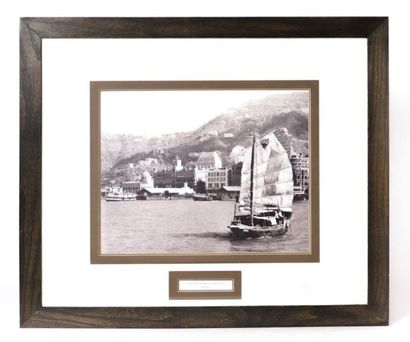 null Photographie 

Victoria Harbour (sujet)

Hongkong Harbour. 

28,5 x 36 cm (à...