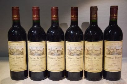 null 6 Blles	CH. BONNET	Bordeaux	1996

	Et.: 5 impeccables, 1 tachée. N : mi gou...