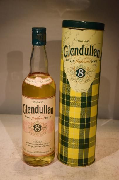 null 1 Blle	Scotch Whisky Single Highland Malt GLENDULLAN (Ecosse)		

	40° - 70 cl...