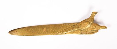 null Coupe papier en bronze la poignée présentant deux faisans

Long. : 28,5 cm