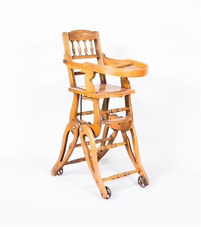 null Chaise haute d'enfant transformable en chaise basse en bois naturel mouluré,...