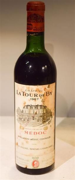 null 1 Blle	CH. LA TOUR DE BY	Médoc	1967

	Et. un peu fanée et un peu tachée. N :...