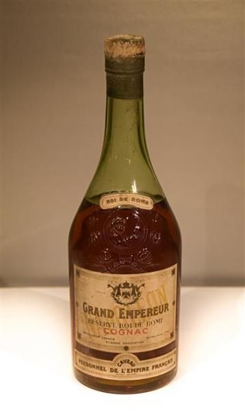 null 1 Blle	Cognac Napoléon GRAND EMPEREUR Réserve Roi de Rome		

	Caveau personnel...